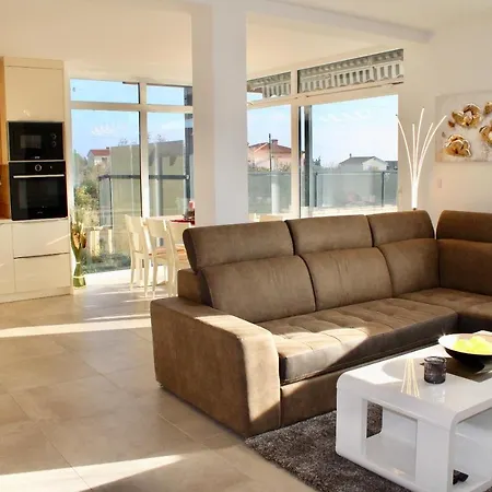 Robert Apartman