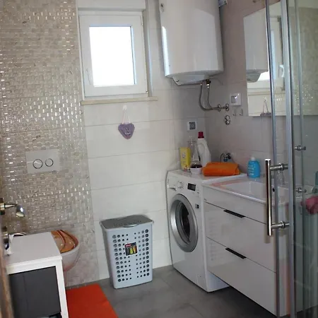 Robert Apartman
